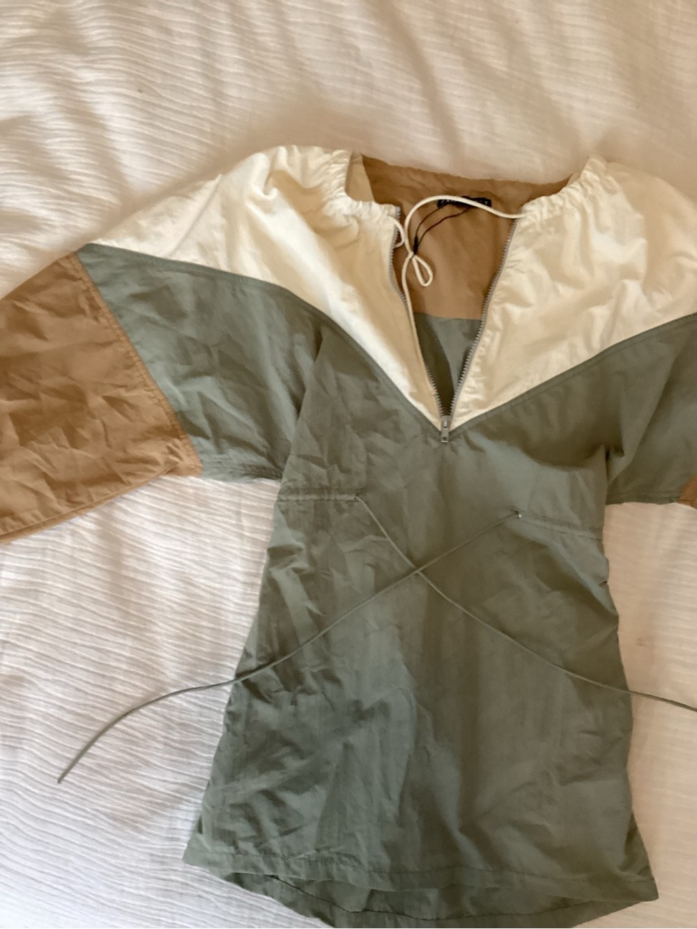 Zara Olive, White & Tan Colorblock Pullover Bomber rain coat Jacket